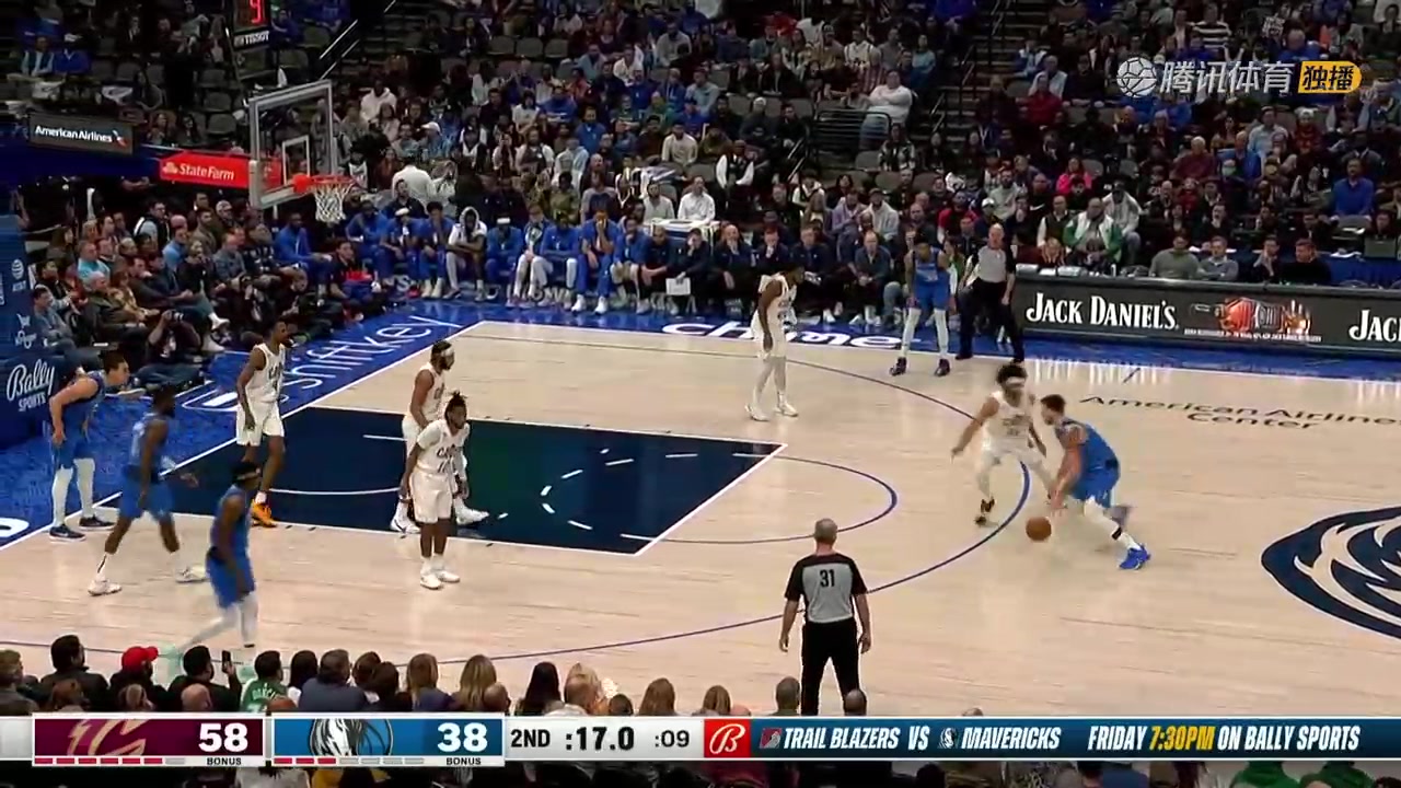 魔術(shù)師附體！東契奇神仙不看人背傳 畢竟周最佳助攻TOP10！