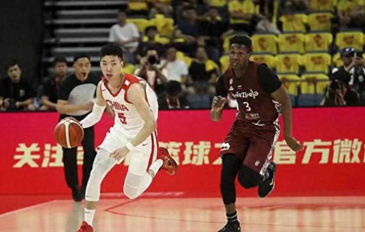 中國男籃雙殺委內(nèi)瑞拉！4人表現(xiàn)驚艷，3人拉跨，郭士強(qiáng)盛贊1人