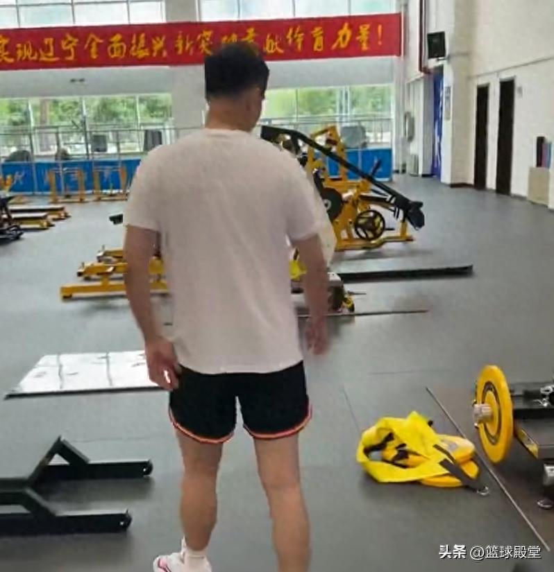 趙繼偉歸隊(duì)訓(xùn)練！體型胖了點(diǎn)，今夏需彌補(bǔ)隱患，下賽季或遭挑戰(zhàn)！