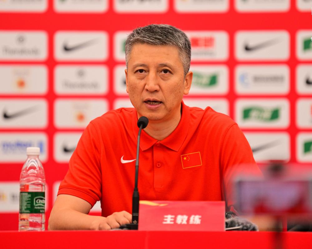 郭士強(qiáng)：我也是看新聞才知道楊瀚森不打亞洲杯，服從領(lǐng)導(dǎo)決定