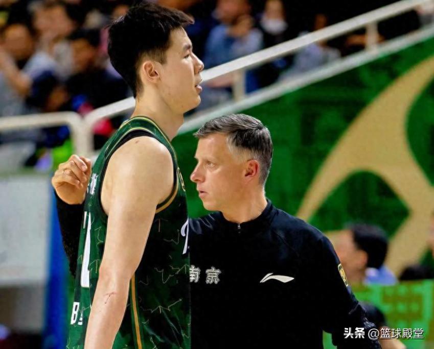 確定了！郭昊文正式留隊，今夏赴美特訓(xùn)，必須要增強(qiáng)投籃能力！