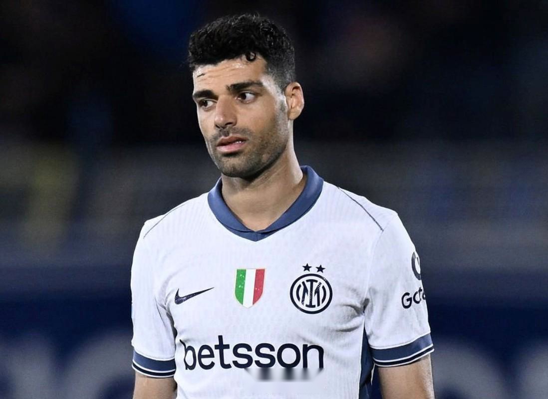 記者：塔雷米不愿去博塔弗戈，他的經(jīng)紀(jì)人正與英超俱樂部談判