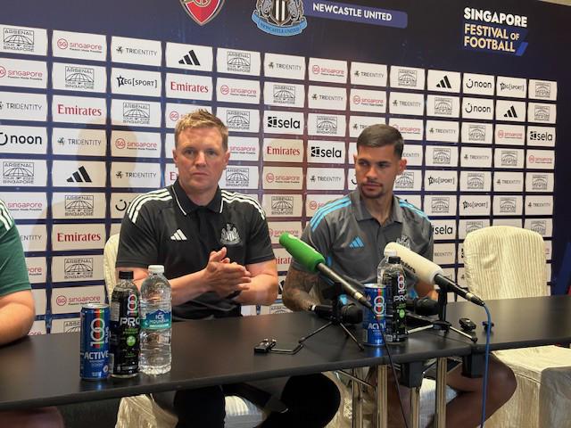 埃迪-豪：目前沒有有關(guān)伊薩克的合同談判，我希望他能留下