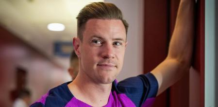 世體：巴薩對(duì)特獅自宣傷停3個(gè)月不滿，認(rèn)為其妨礙新援注冊(cè)