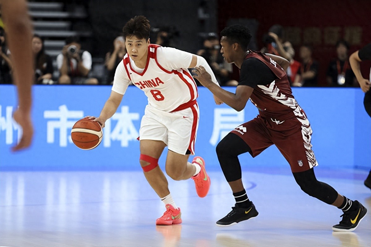 歷史首勝！趙睿11分胡金秋14+5 中國男籃熱身賽輕取委內(nèi)瑞拉