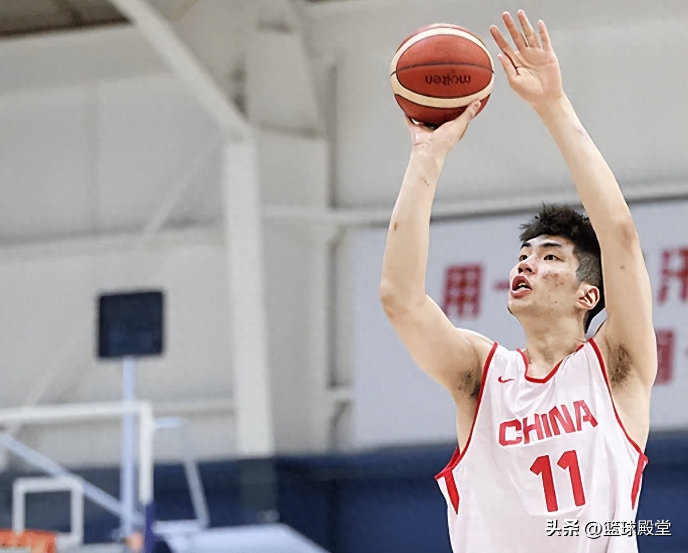 一場熱身讓兩將展露身價(jià)！余嘉豪變硬變快，王俊杰鎖核心四號位！