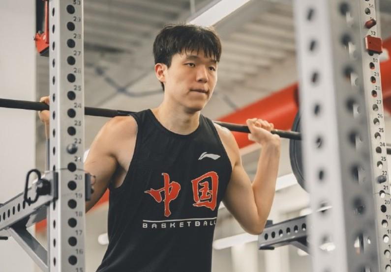 楊瀚森：感謝籃協(xié)和國家隊的理解，我不會辜負這份信任