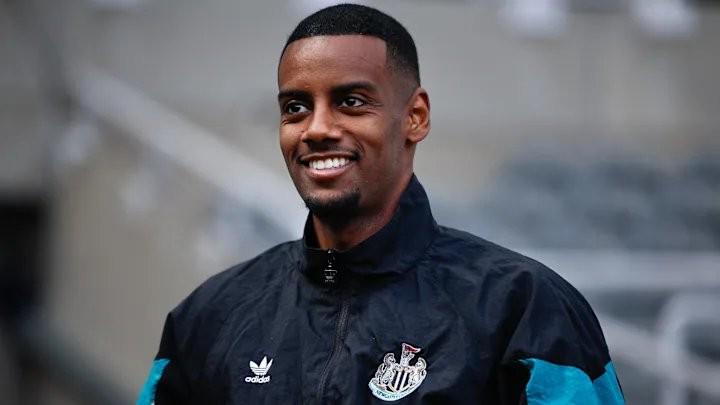 衛(wèi)報(bào)：利雅得新月向伊薩克提供了周薪60萬鎊的免稅合同